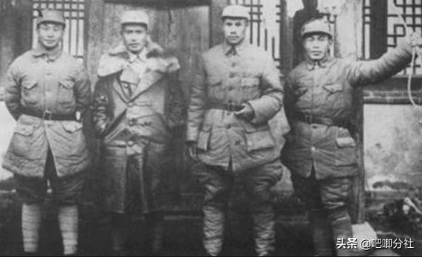 他能上能下，從軍區司令員調任起義部隊副軍長，打仗與政委有分歧