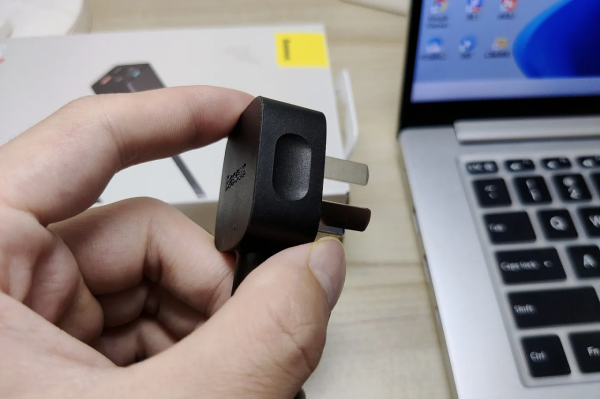 倍思65W氮化鎵插線板,2C+2U多快充口,拯救桌面充電器雜亂 倍思65W氮化鎵插線板,2C+2U多快充口,拯救桌面充電器雜亂