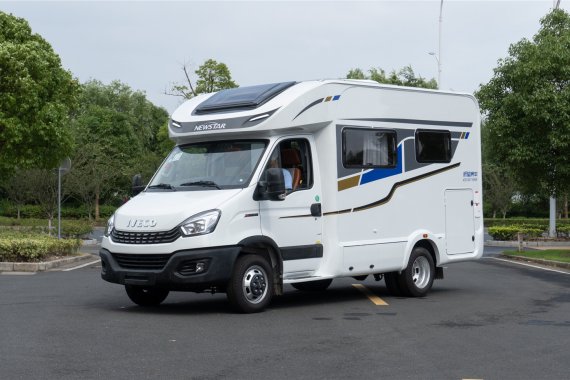 安全第一不是口號！價值五十萬的房車值不值？新依途T600風尚房車