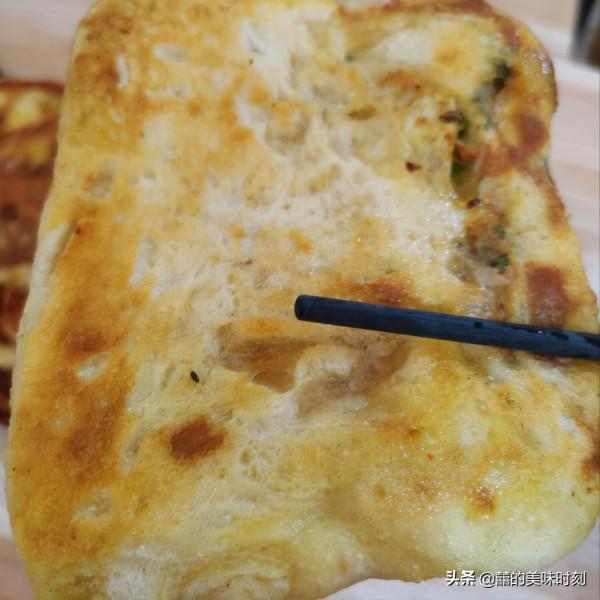 安徽淮南人最愛的早餐之一，一早上賣出上千張，老闆買了幾套房