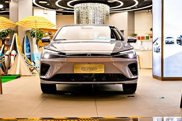 智駕開箱丨R汽車ER6配置小幅升級,20萬元以內的一款精緻純電車型 智駕開箱丨R汽車ER6配置小幅升級,20萬元以內的一款精緻純電車型