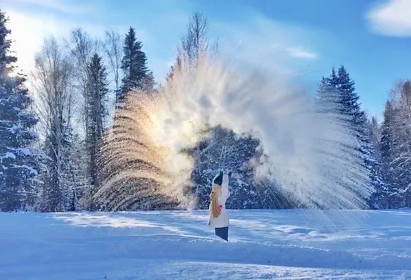 新疆剛下雪，小夥伴不淡定了：原來冬天的新疆是這樣的
