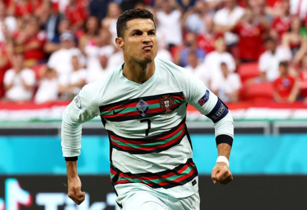 足壇刺激一夜：8隊無緣世界盃，亞洲冠軍慘敗歐洲冠軍，C羅創歷史