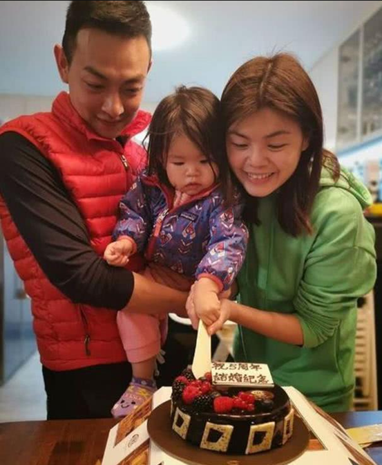 愛國港星梁烈唯：因愛國言論遭雪藏、被排擠，如今苦盡甘來終成王