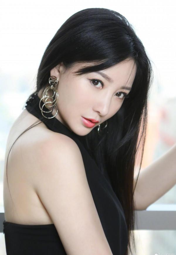 10位風韻猶存至今未婚的大齡內地女星,各有各的苦衷 10位風韻猶存至今未婚的大齡內地女星,各有各的苦衷