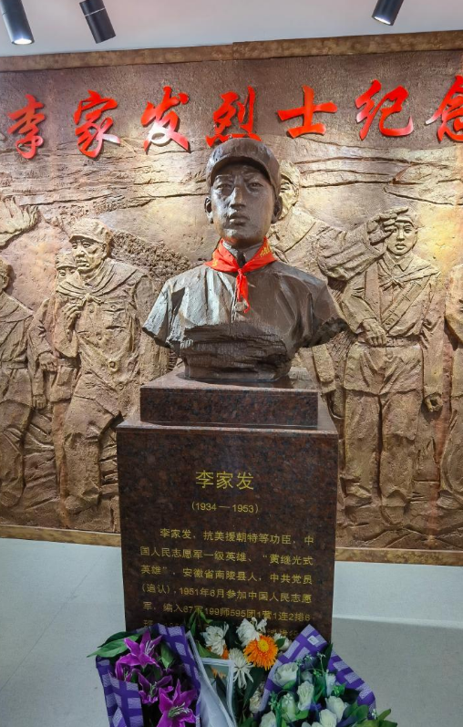 鑄造軍魂，志願軍用強大的火力和無畏犧牲的精神，一戰定乾坤