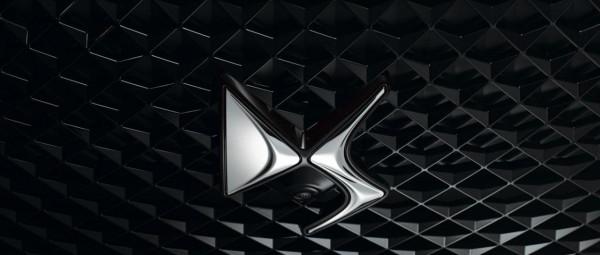 試駕DS7:法系最貴的SUV,車燈堪比奧迪,還配獨立後懸! 試駕DS7:法系最貴的SUV,車燈堪比奧迪,還配獨立後懸!