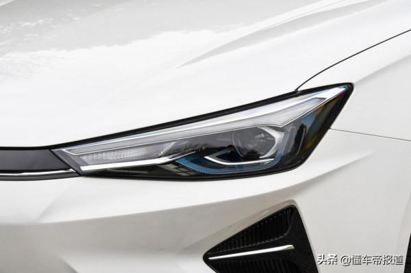 新車｜外觀內飾大幅提升 全新榮威Ei5靜態解析