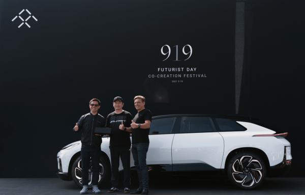 賈躍亭“喜報”:經數十名使用者投票,FF91戰勝3大豪車 賈躍亭“喜報”:經數十名使用者投票,FF91戰勝3大豪車