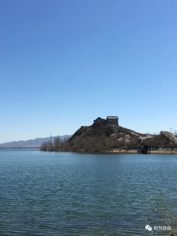 水淨沙黃霞滿天-官廳水庫&amp;彰縣影視城2日遊