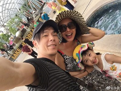 政協委員的明星，皆鰲裡奪尊，汪明荃堪稱一姐，曾志偉急流勇退？