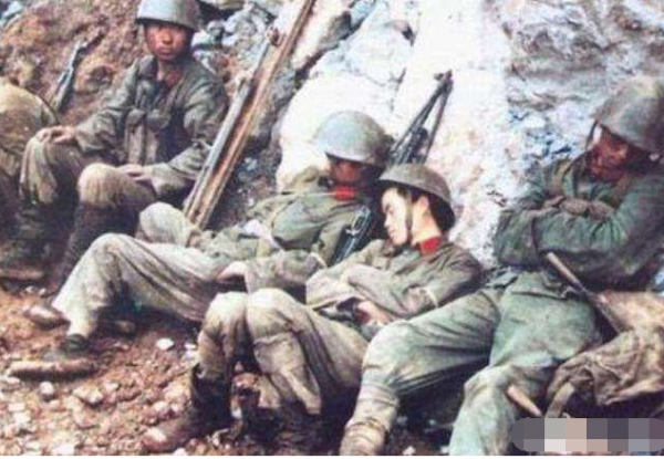 這就是對越自衛反擊戰中,尖刀班戰士最後的經歷,讓人肅然起敬 這就是對越自衛反擊戰中,尖刀班戰士最後的經歷,讓人肅然起敬