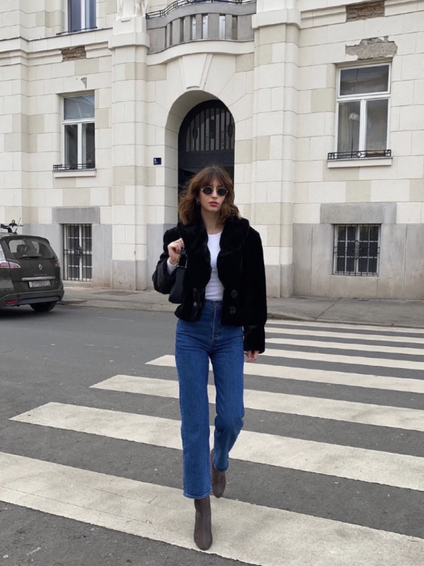 冬天穿褲子，就要配短靴