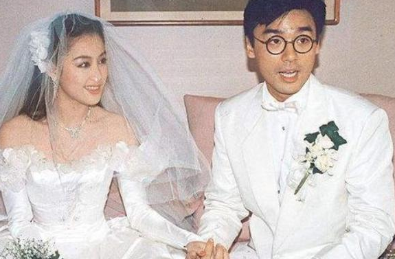 章小蕙：富豪鍾鎮濤為她破產，富豪陳曜旻為她離婚，她有何魅力？