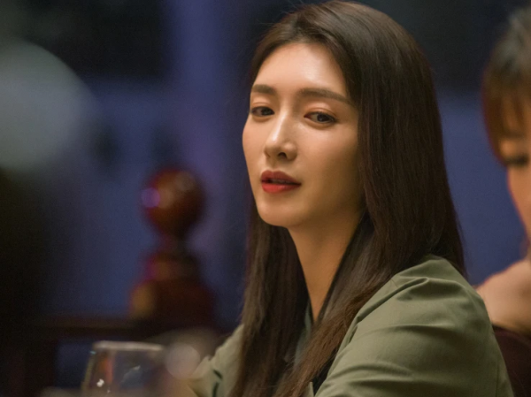 三十而已之後，江疏影又一大女主劇來了！搭檔男主是你們的老熟人