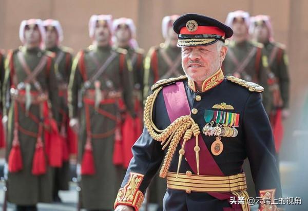 泰王為愛妃放狗咬親妹?約旦上演宮斗大戲,迪拜酋長綁架自己女兒 泰王為愛妃放狗咬親妹?約旦上演宮斗大戲,迪拜酋長綁架自己女兒