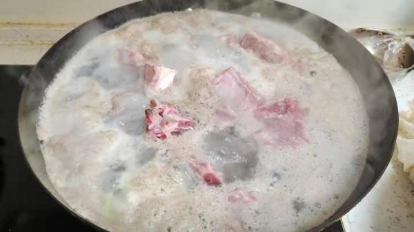 無論燉什麼肉，記住忌用1水，應用4竅門，肉質軟爛鮮香，越吃越美