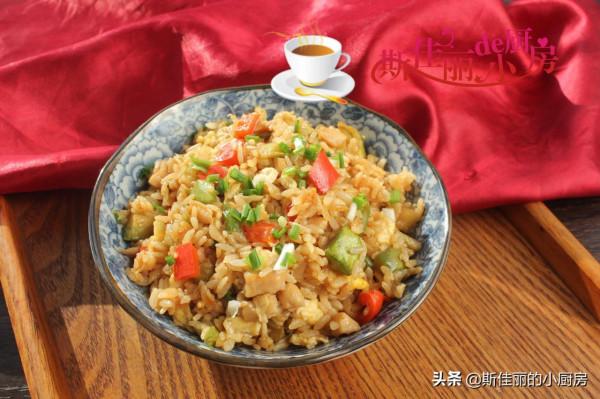 43歲女人一人食午餐，營養美味曬圈火了，一個人也要把生活過成詩