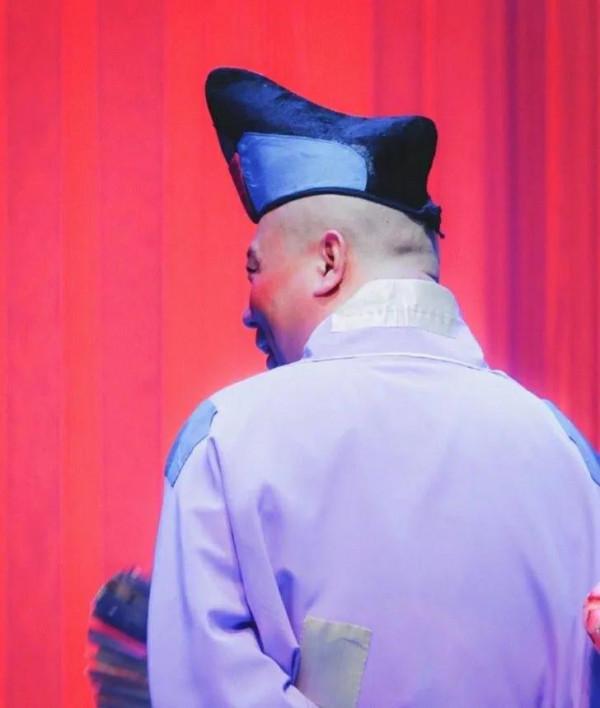 郭德綱悶聲做大事,年終總結引深思 郭德綱悶聲做大事,年終總結引深思