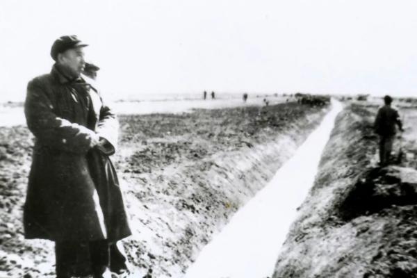 從農民到開國上將,王震10招擊敗許世友,主席曾為他破例 從農民到開國上將,王震10招擊敗許世友,主席曾為他破例