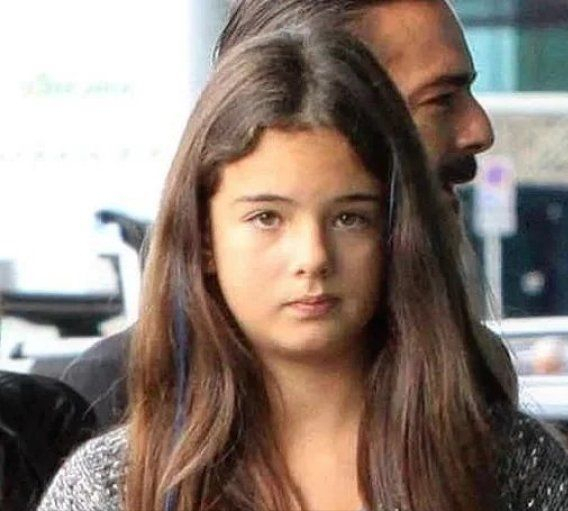 介紹一下,這位漂亮的星二代是“球花”莫妮卡·貝魯奇的女兒 介紹一下,這位漂亮的星二代是“球花”莫妮卡·貝魯奇的女兒