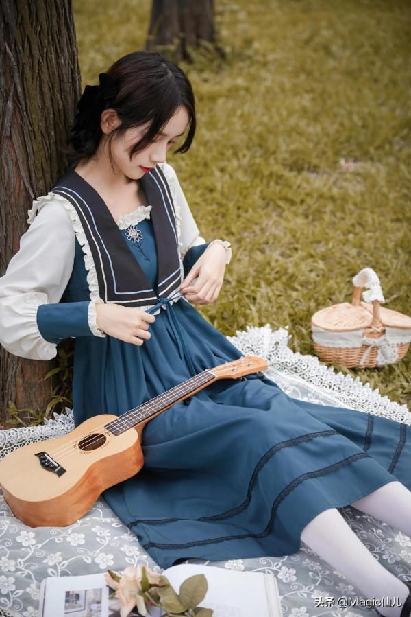 秋天甜美校花穿搭-復古海軍風公主裙 秋天甜美校花穿搭-復古海軍風公主裙