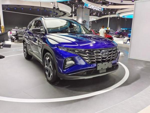 第五代途勝L玩大了,軸距有2.7米,配十佳引擎,頂配不到21萬 第五代途勝L玩大了,軸距有2.7米,配十佳引擎,頂配不到21萬