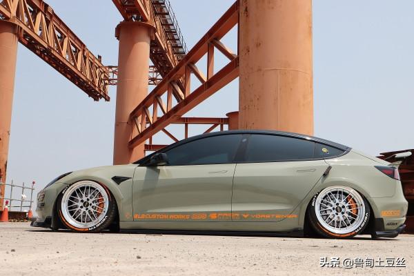 「轂銳馳」運動風格取向—大尾翼Model 3登場 「轂銳馳」運動風格取向—大尾翼Model 3登場