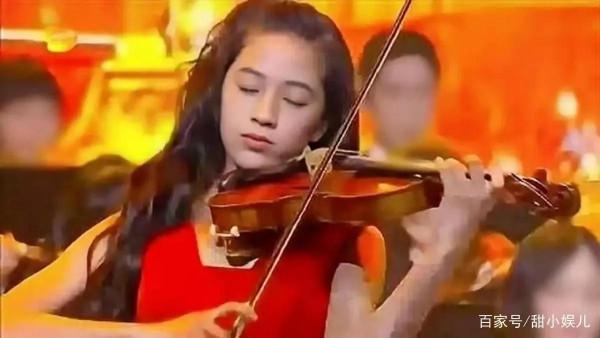 歐陽三姐妹勇闖娛樂圈:妮妮沒天賦,娣娣被吐槽,偏愛給了娜娜? 歐陽三姐妹勇闖娛樂圈:妮妮沒天賦,娣娣被吐槽,偏愛給了娜娜?