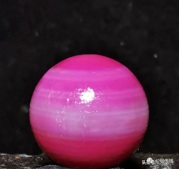 「拍賣」首屆·戈壁瑪瑙石粒珠專場圖錄 「拍賣」首屆·戈壁瑪瑙石粒珠專場圖錄