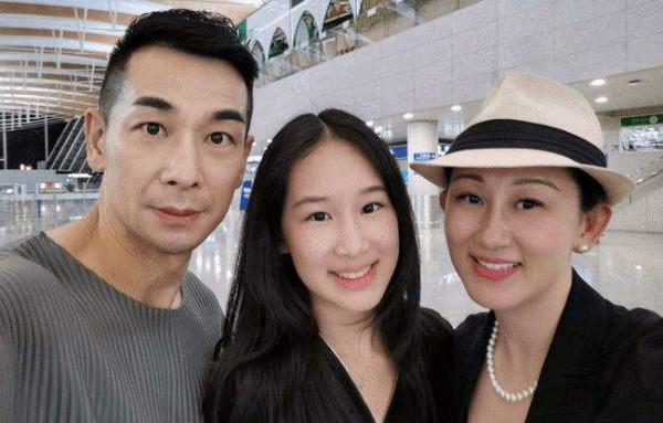 趙文卓女兒一年學費87萬!星二代的頂級教育,到底「貴」在哪? 趙文卓女兒一年學費87萬!星二代的頂級教育,到底「貴」在哪?