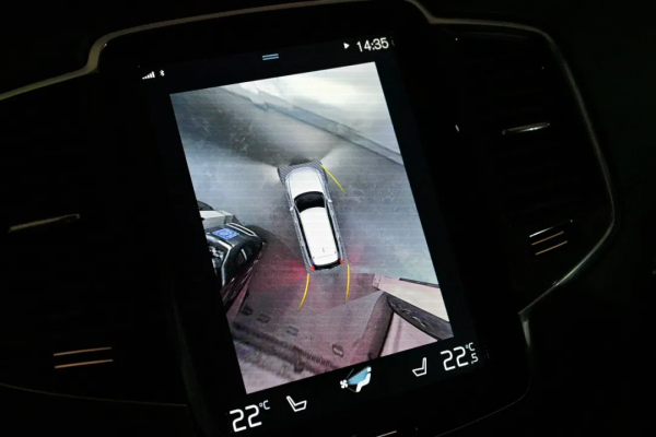 寶華韋健、空氣懸架，頂配二手XC90出類拔萃