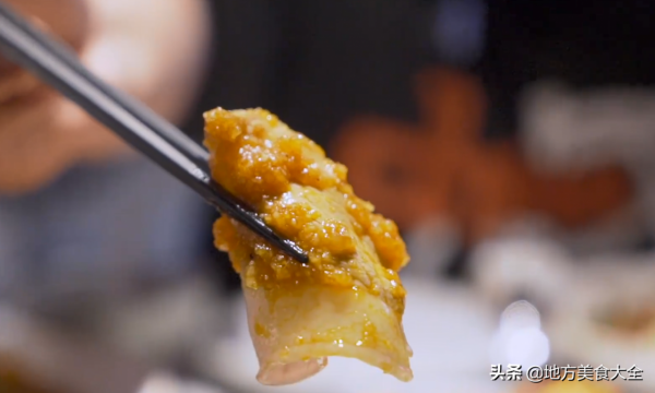 北京汪小菲餐廳味道中規中矩，招牌毛血旺中有頭髮，能否被原諒？