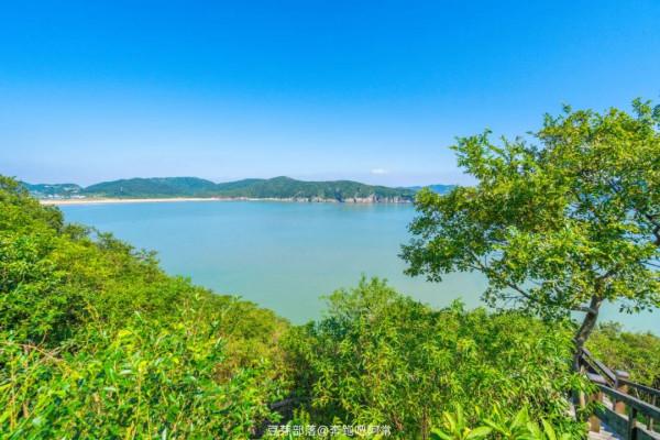 金庸小說裡出現的神仙之境，可以拍一部浪漫大片