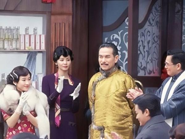 TVB真正的大女主劇集，黎姿一集換幾件旗袍，不一樣的豪門恩怨