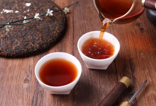 痛風適合吃什麼、喝什麼？常喝這5種茶，或能緩解