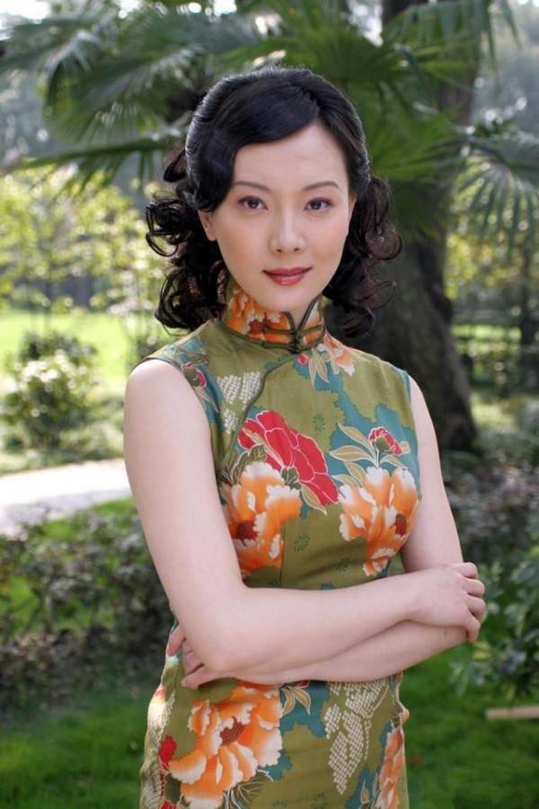 10位湖北籍女星：有人嫁導演，有人嫁富豪，有人45歲至今未婚