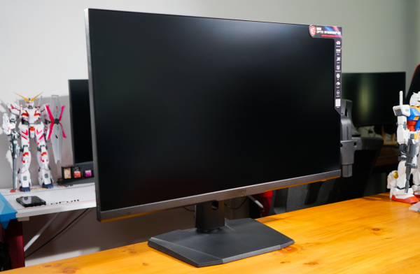 微星MPG321QRF-QD民間首發上手體驗：2K解析度真的是唯一短板？