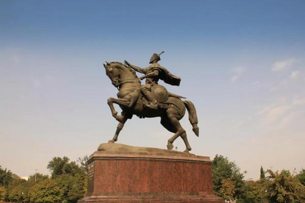 哈薩克人為何把成吉思汗視為祖先和英雄？