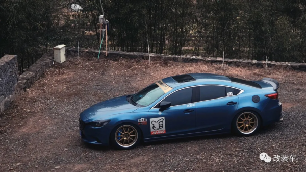 兩次被抓的馬自達阿特茲，審車後繼續做絞牙戰士