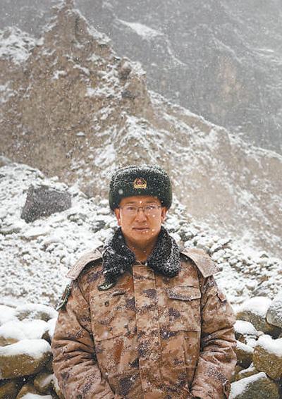 中國人民解放軍某機步營原營長陳紅軍——鐵拳尖兵永駐喀喇崑崙