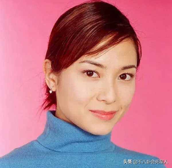 無濾鏡、無美顏的珍貴大頭照，這十位TVB女星，誰醜誰美一目瞭然