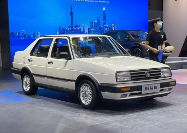 老車丨還記得那時候汽車方方正正的經典造型嗎？