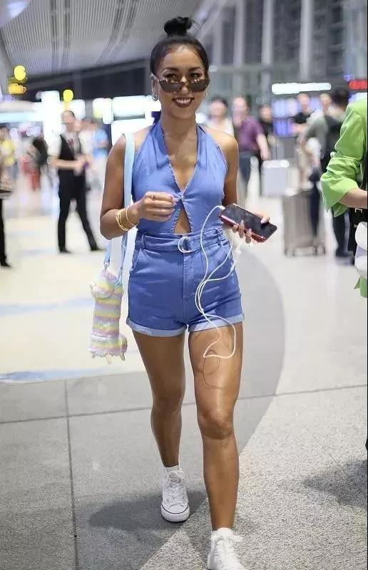 真被吉克雋逸給折服了,沒人敢嘗試的地獄紫色,竟給她駕馭成功了 真被吉克雋逸給折服了,沒人敢嘗試的地獄紫色,竟給她駕馭成功了