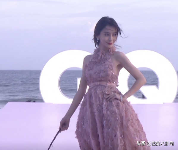 GQ年度最美紅毯：熱巴雀斑妝出戰，baby仙女棒接招，金晨紅氣逼人