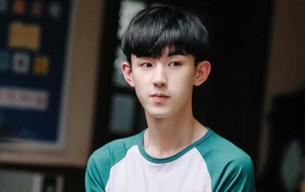 《少年派2》正式開機!張嘉譯閆妮現身,上大學的林妙妙更漂亮了 《少年派2》正式開機!張嘉譯閆妮現身,上大學的林妙妙更漂亮了