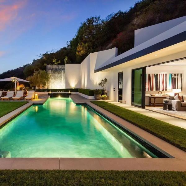 好萊塢峰谷豪庭，可以俯瞰整個好萊塢的城市美景 ​​​