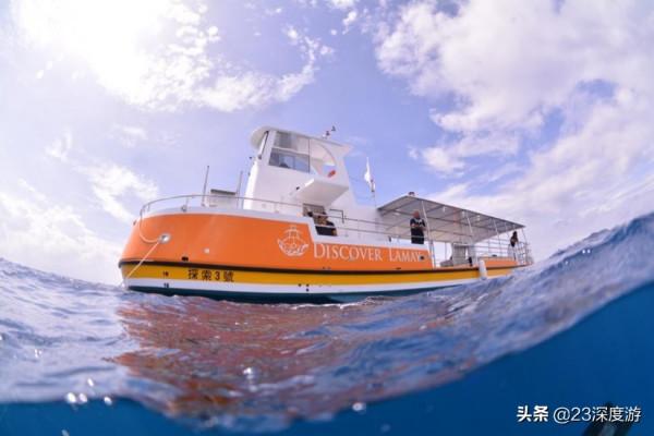 不會游泳也可以去找小丑魚跳海草舞！盤點全球可以坐潛水艇的景點