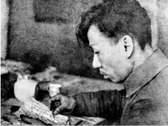 1963年,劉少奇夫人王光美畫像,在印尼街頭被爭相傳閱,究竟為何 1963年,劉少奇夫人王光美畫像,在印尼街頭被爭相傳閱,究竟為何