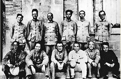 49年王稼祥夫婦到西柏坡，毛主席忙問賀子珍近況，朱：身體還不錯